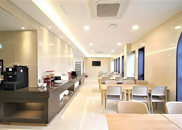 Hotel Prima 3*