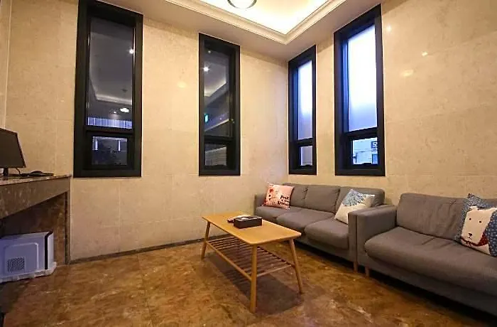 Prima Hotel