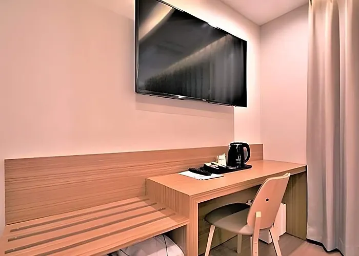 Prima Hotel 3*